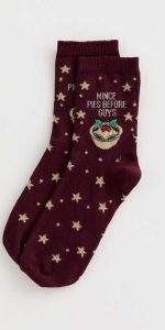 New Look - Dark Burgundy Mince Pies Before Guys Ankle Socks - £3.49 New Look - Dark Burgundy Mince Pies Before Guys Ankle Socks - £3.49